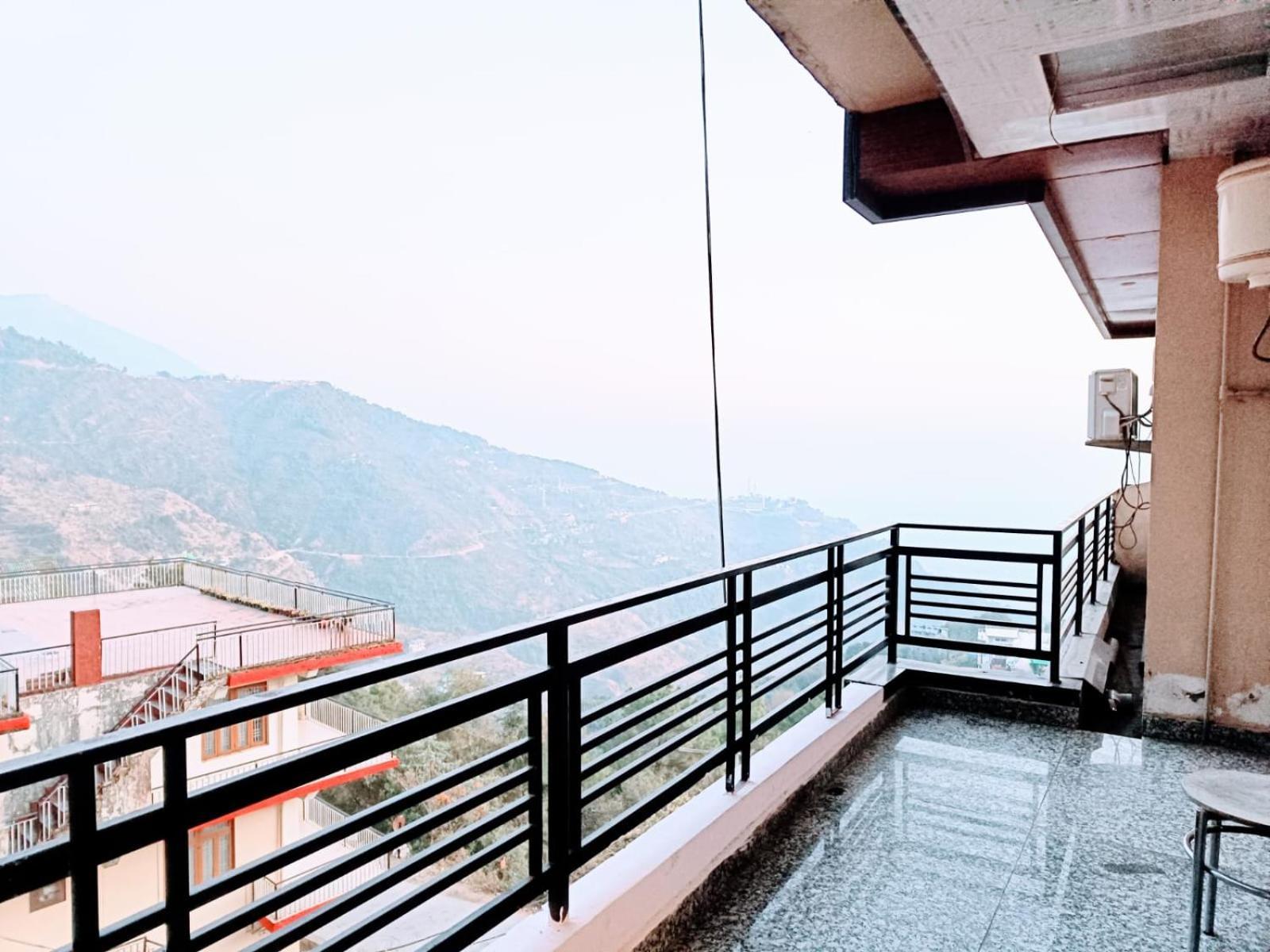 King Castle Mcleodganj-Centrally Heated And Air Cooled- Near Mall Road - Free Parking Dharamshala Exteriör bild