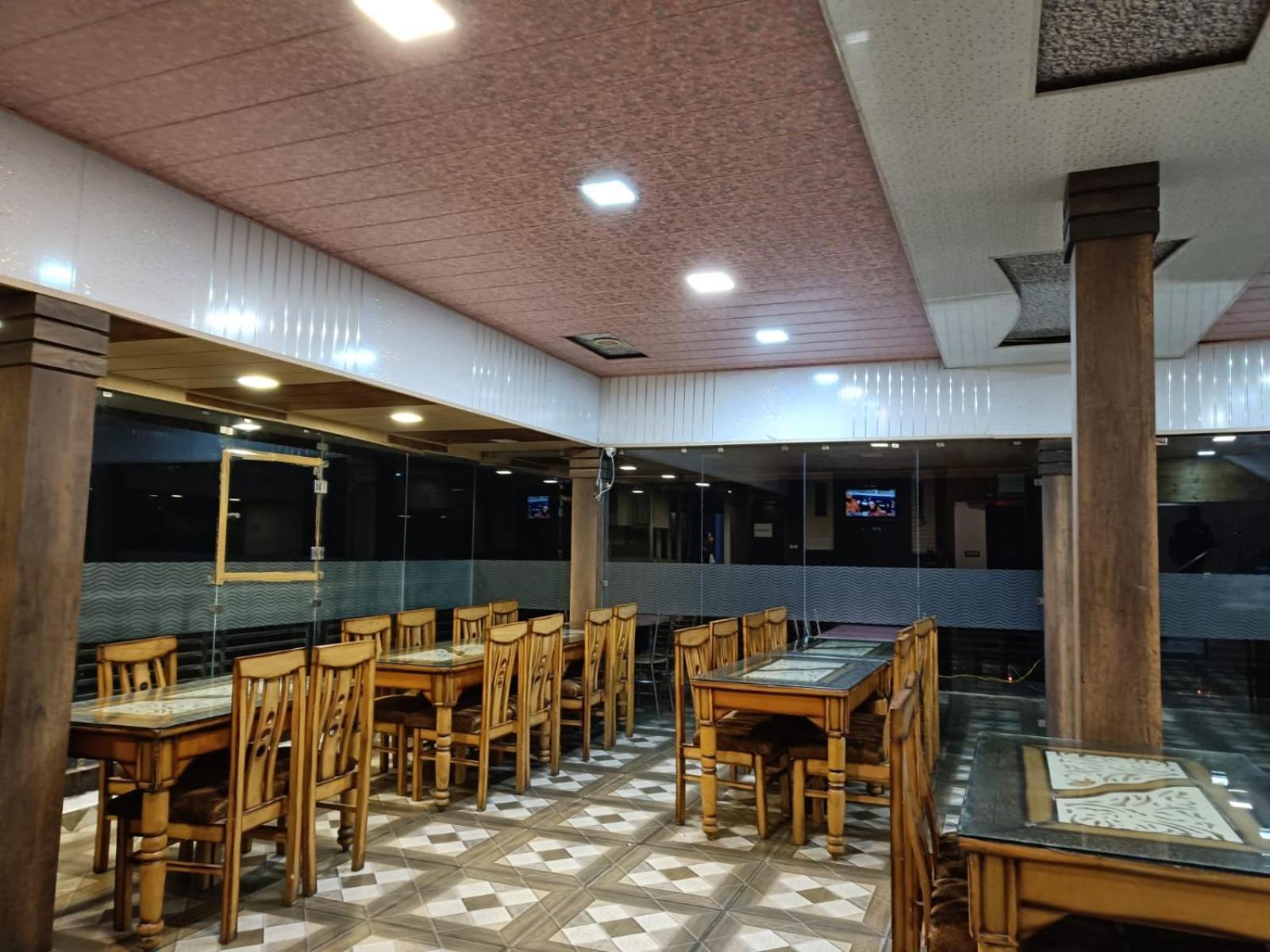 King Castle Mcleodganj-Centrally Heated And Air Cooled- Near Mall Road - Free Parking Dharamshala Exteriör bild