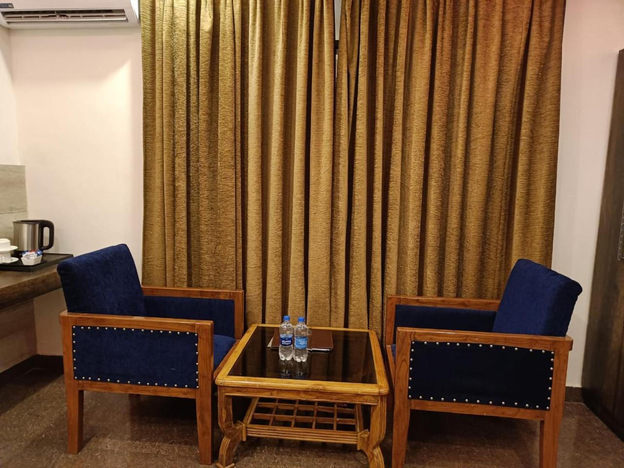 King Castle Mcleodganj-Centrally Heated And Air Cooled- Near Mall Road - Free Parking Dharamshala Exteriör bild