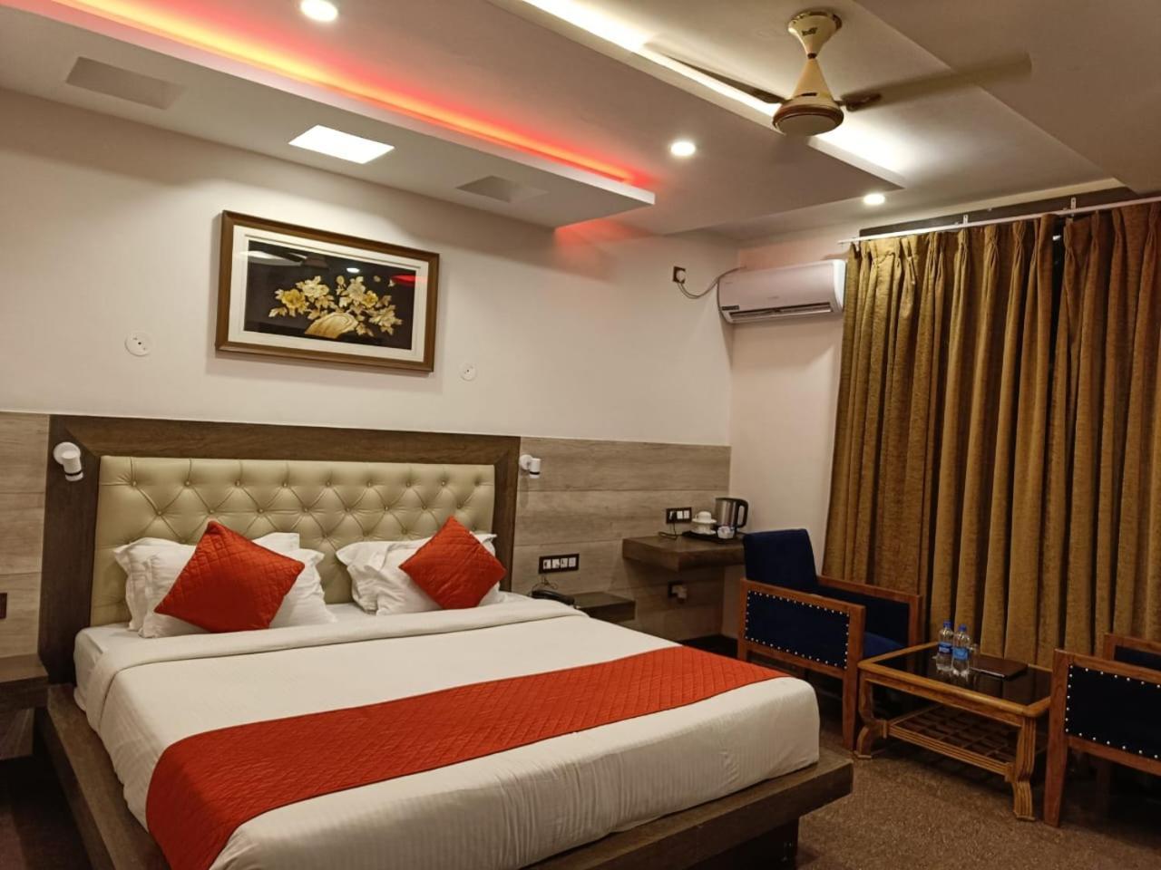 King Castle Mcleodganj-Centrally Heated And Air Cooled- Near Mall Road - Free Parking Dharamshala Exteriör bild