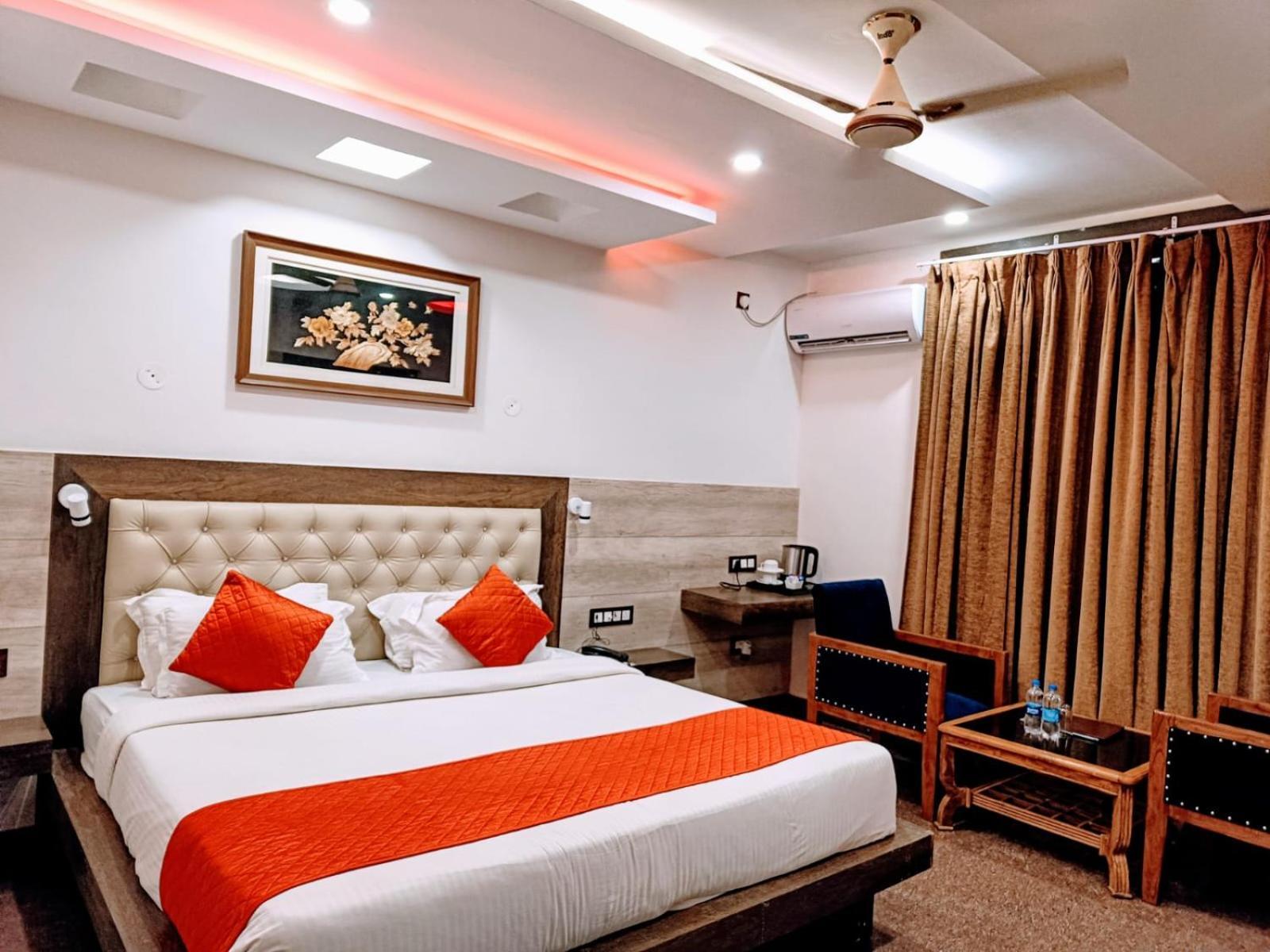 King Castle Mcleodganj-Centrally Heated And Air Cooled- Near Mall Road - Free Parking Dharamshala Exteriör bild